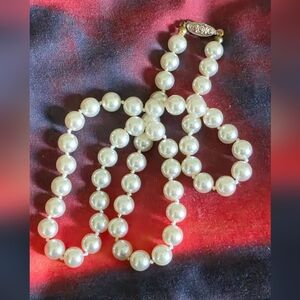 Classic Ivory Pearl Necklace - Women Jewelry